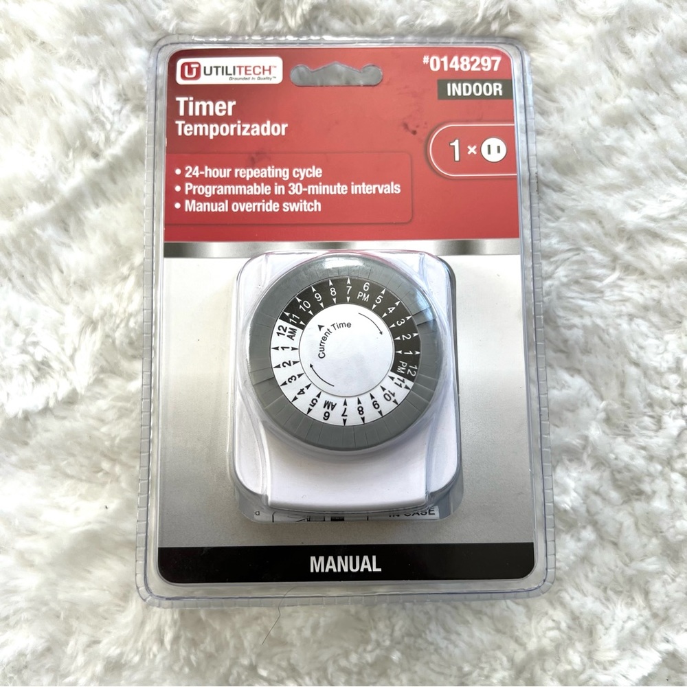 Utilitech Indoor Mechanical Timer 125 V White 24 Hour Plug In Timer #0148297